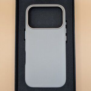 iPhone 17 Pro Slim Top Grain Leather Case Magsafe Shockproof Metal Buttons-Gray